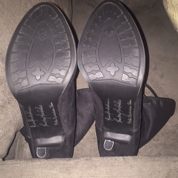 Kardashian Kollection high heel boots - Picture 5 of 5